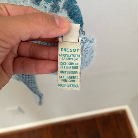 NWT Rockin’C Geometric Patterned Poncho Aztec Tribal - Picture 3 of 6